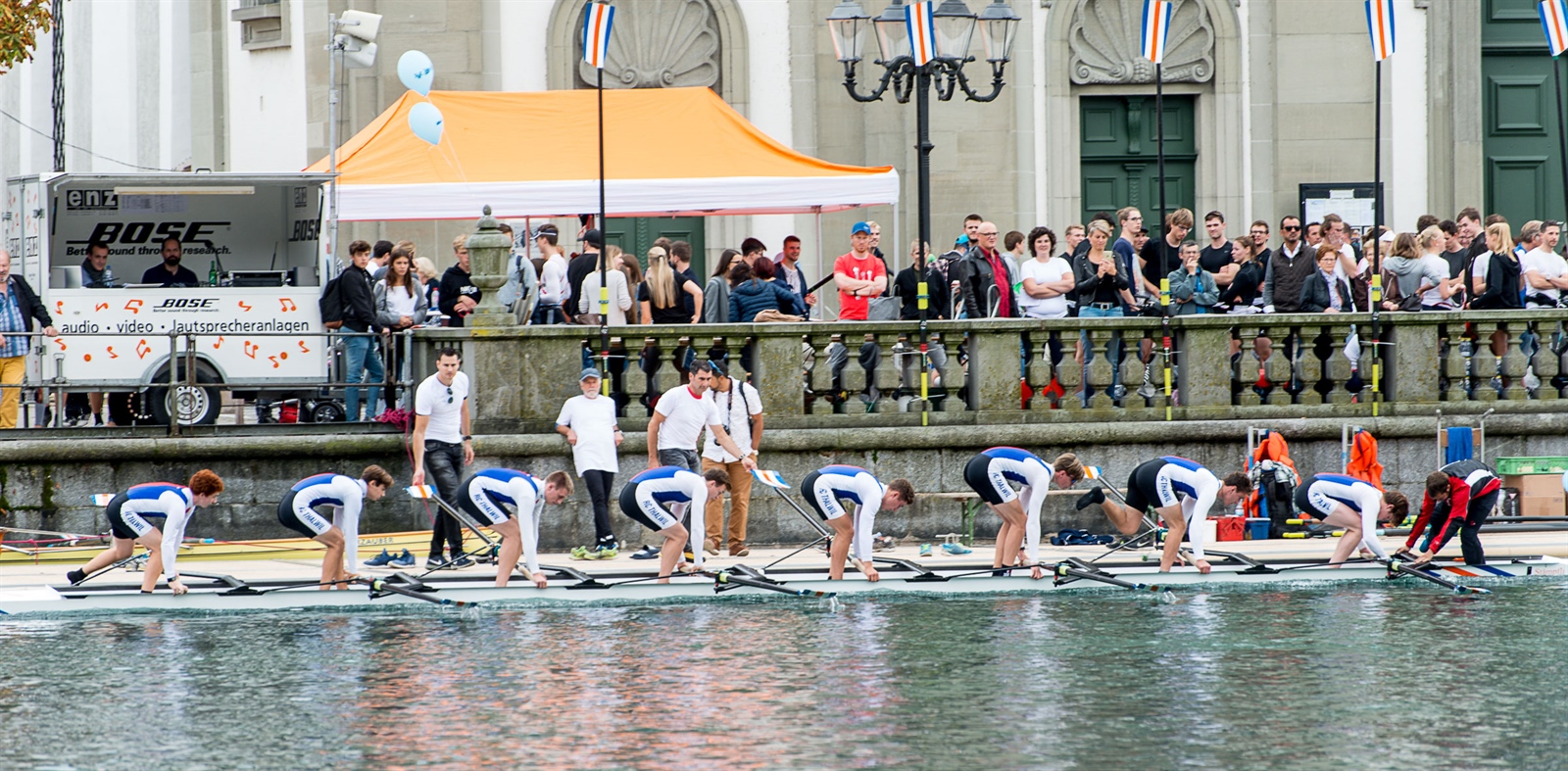 mit viel Muskelkraft 180 Meter Reussaufwärts in Luzern