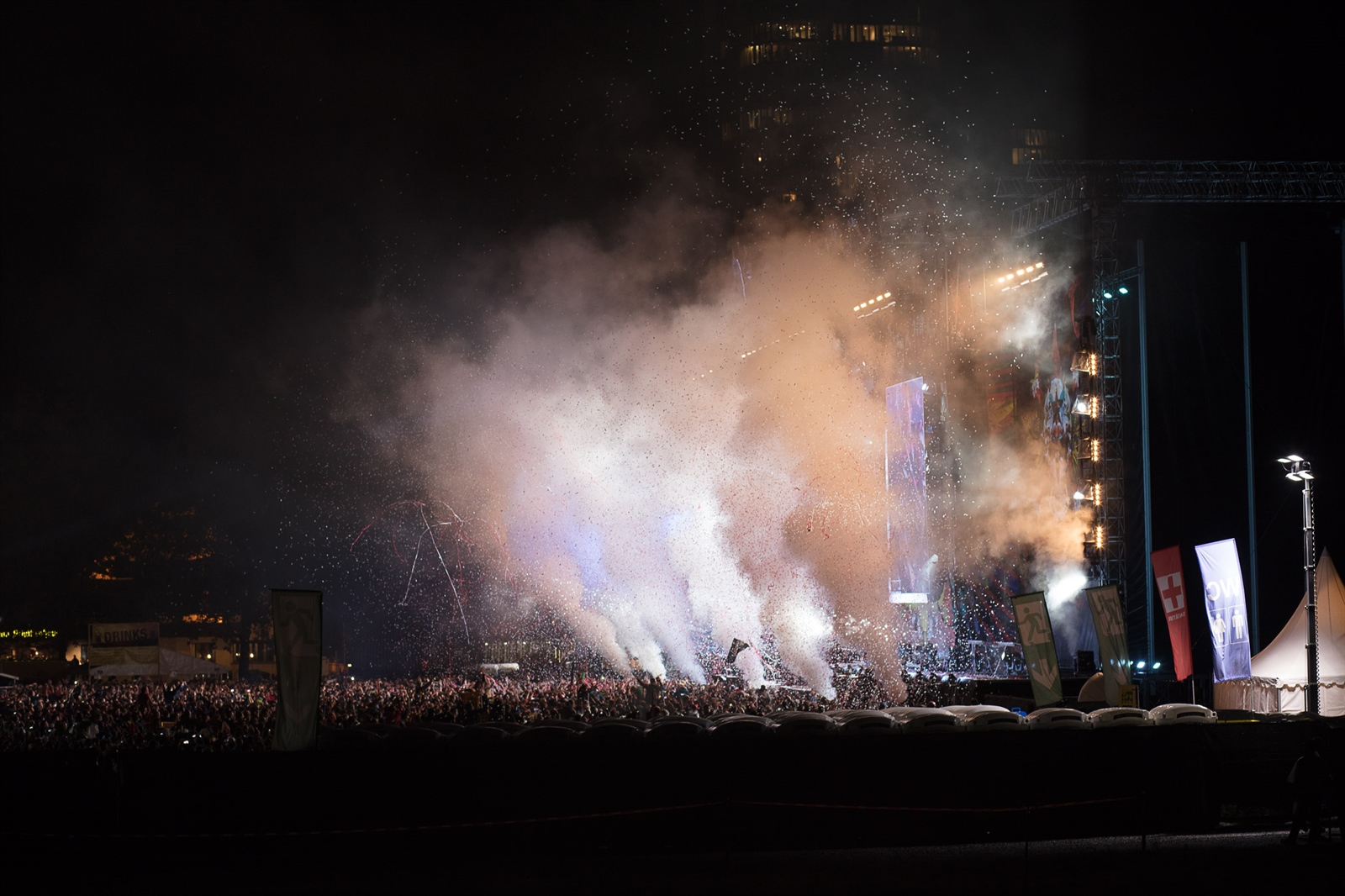 Ein musikalisches Feuerwerk der TotenHosen auf der Luzerner Allmend