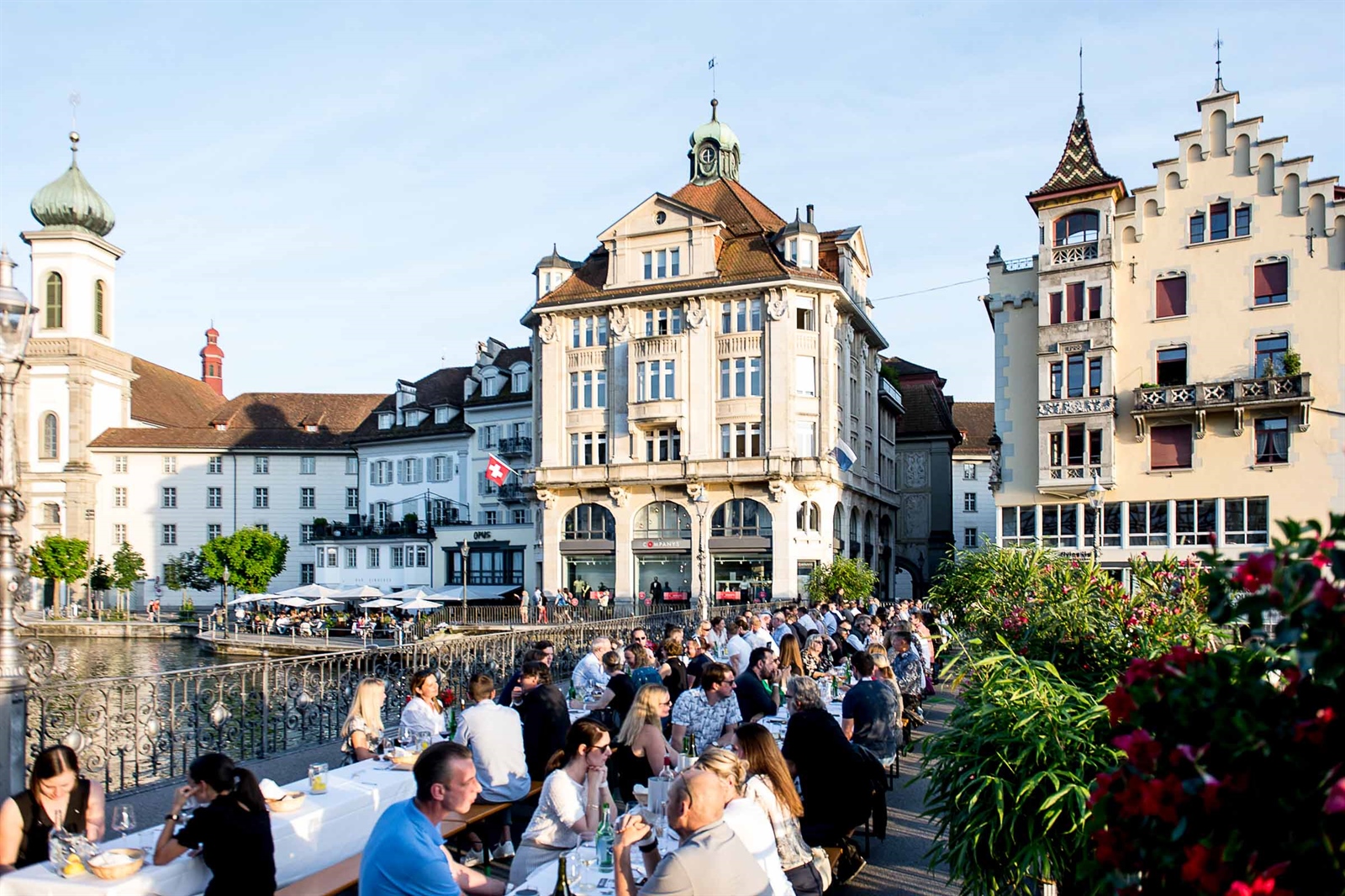 Luzern bittet zu Tisch und die Lozärner kommen