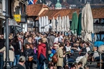 Schattenwurf von Sonnenschirmen in Luzern wird reglementiert